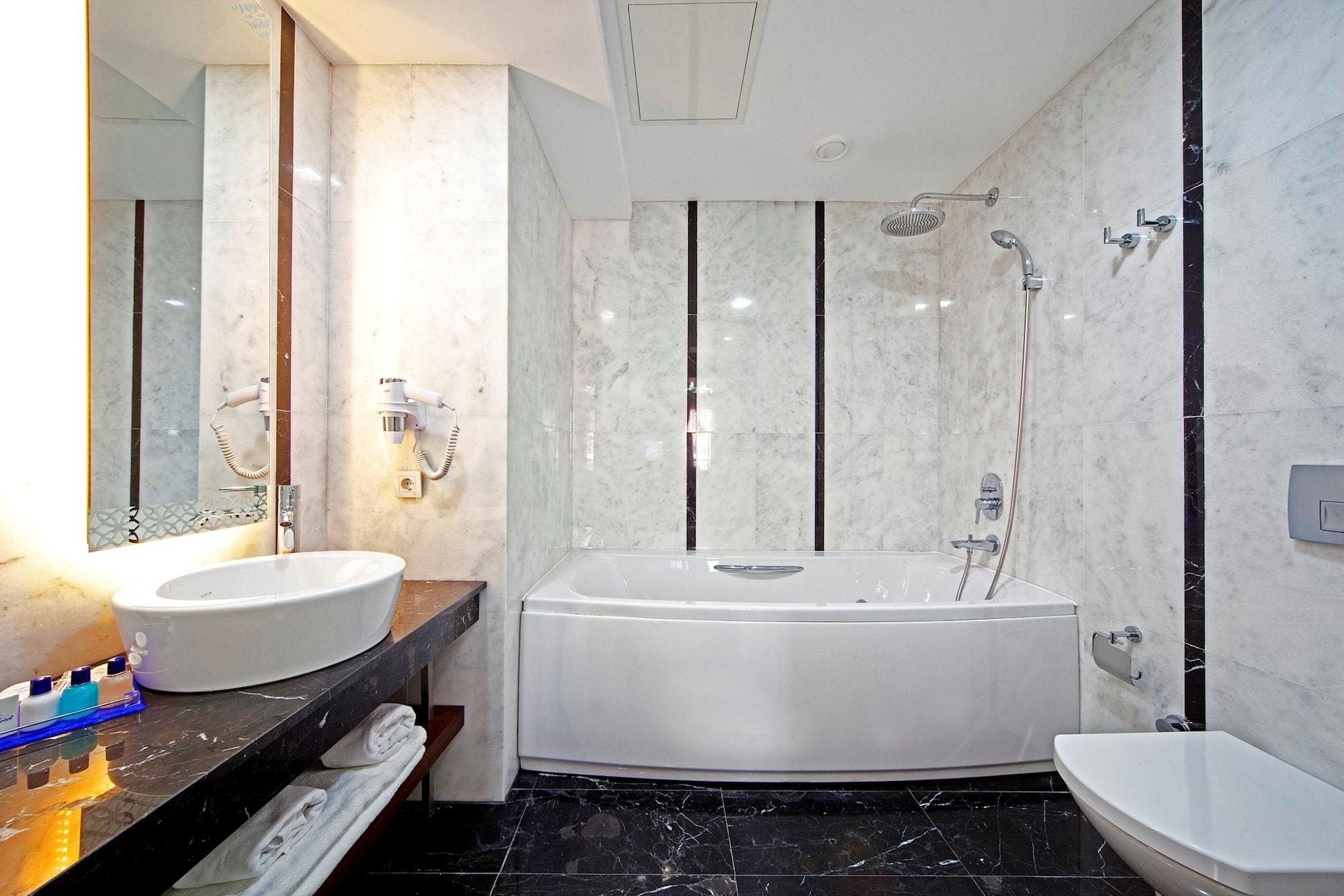 איסטמבול Azade Suites מראה חיצוני תמונה